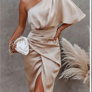 Elegant One-Shoulder Cream Dress